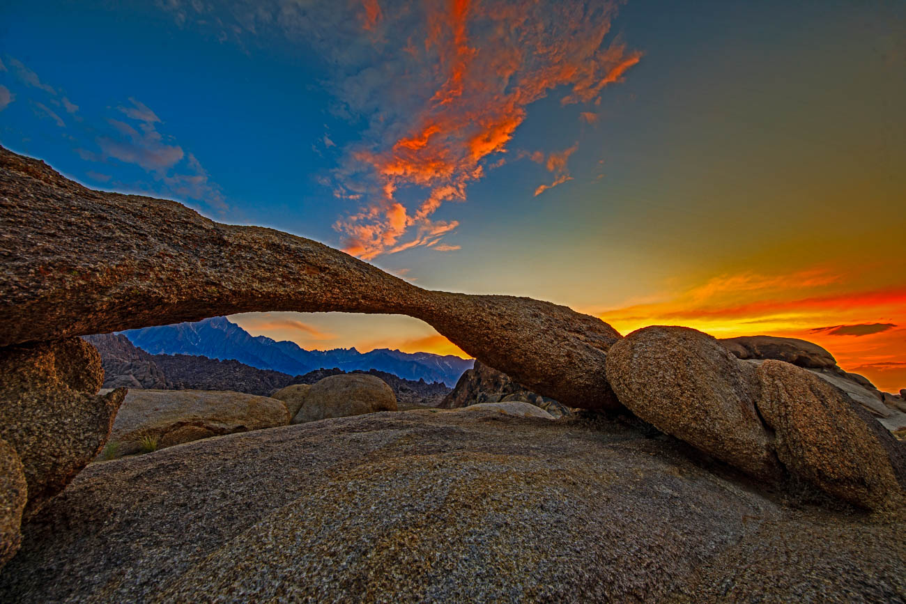 8B2A8146-Edit-2.jpg : Lathe Arch,Alabama Hills, California
