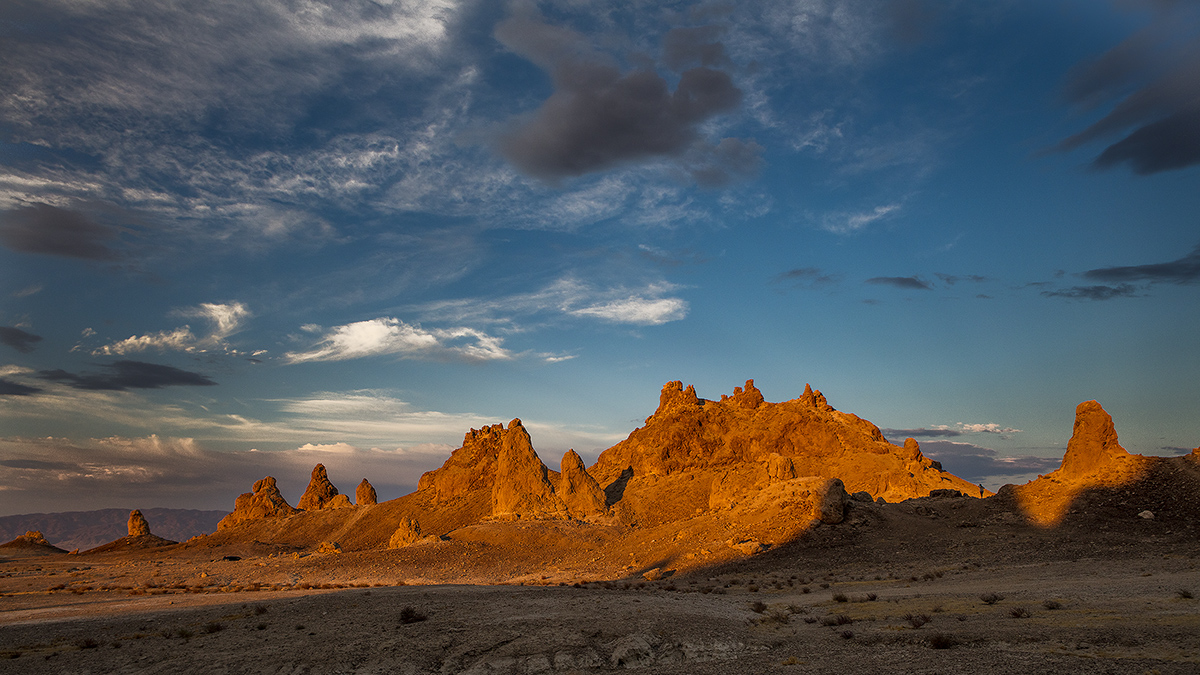 7S5A0056-1a.jpg : Trona Pinacle