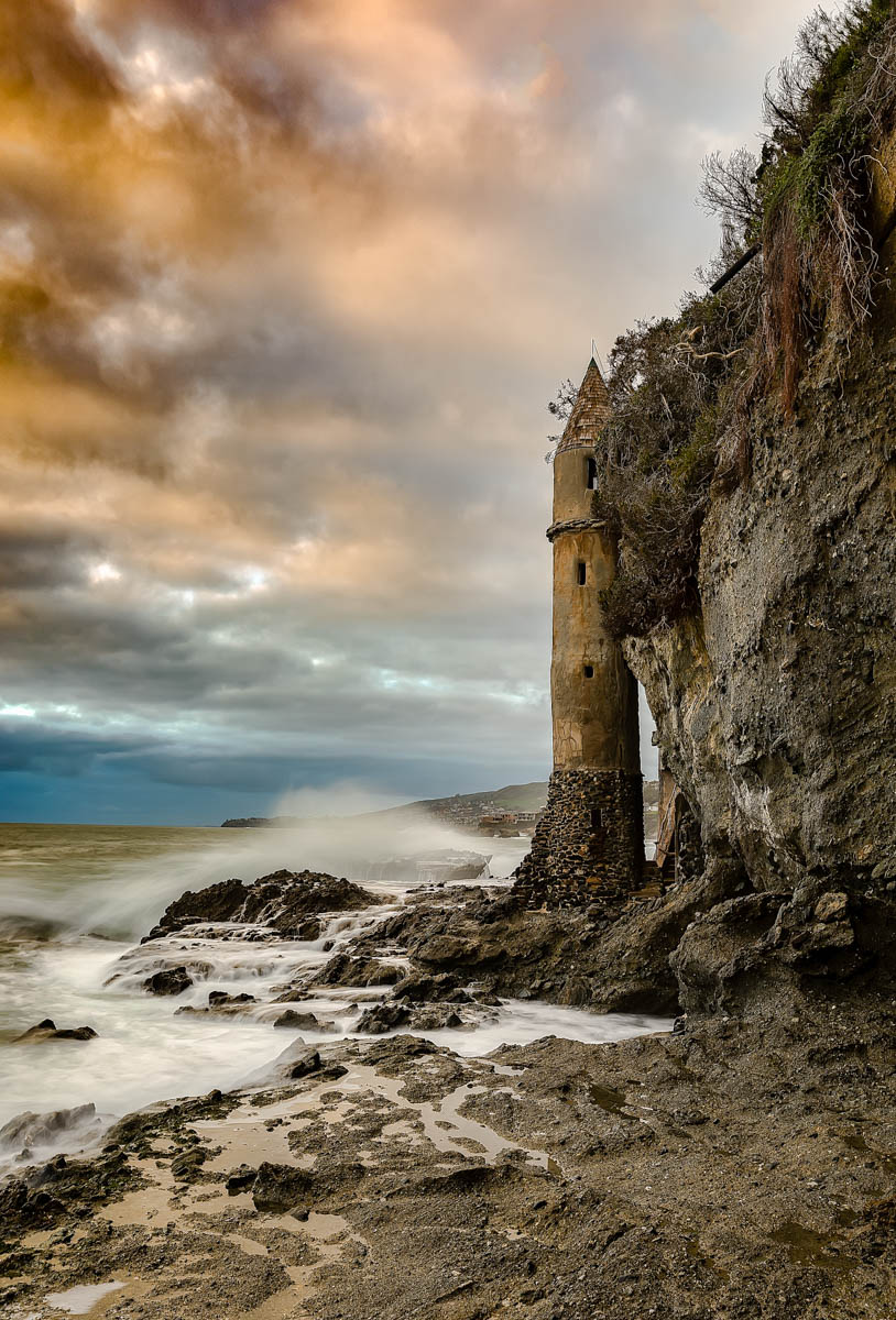 8B2A0108-Edit.jpg : Pirate Tower