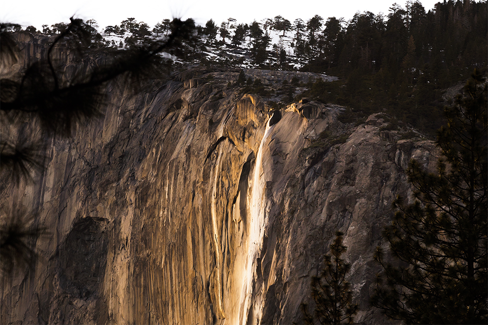 Untitled-1Aa.jpg : Horse Tail of Yosemite