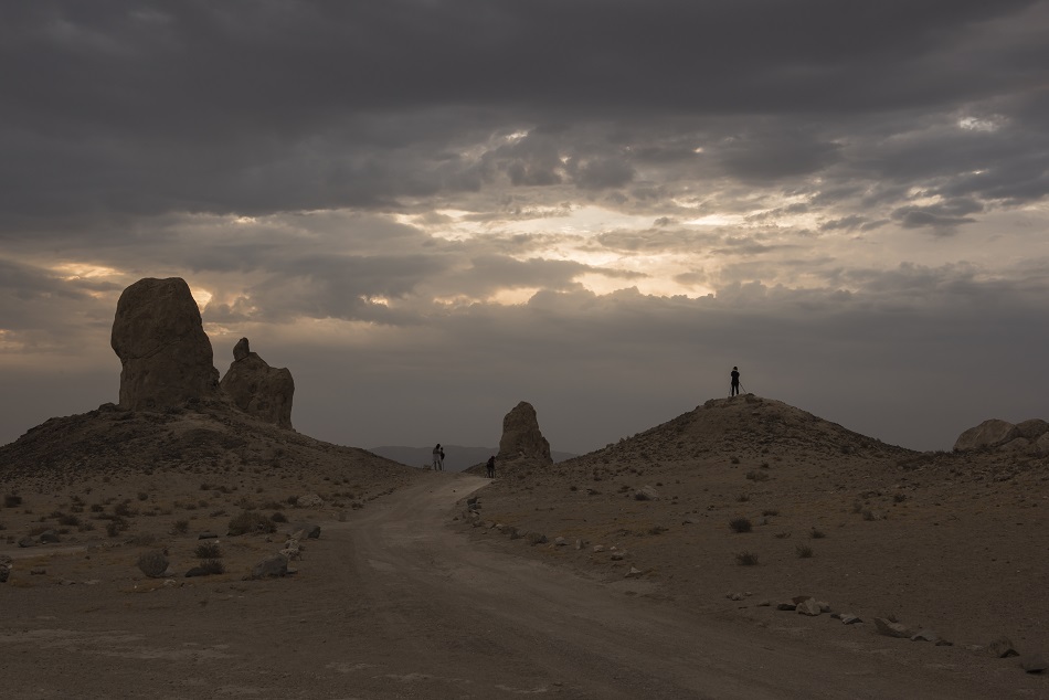 BYC_3491.jpg : Sunset & Moonrise @ Trona Pinnacle