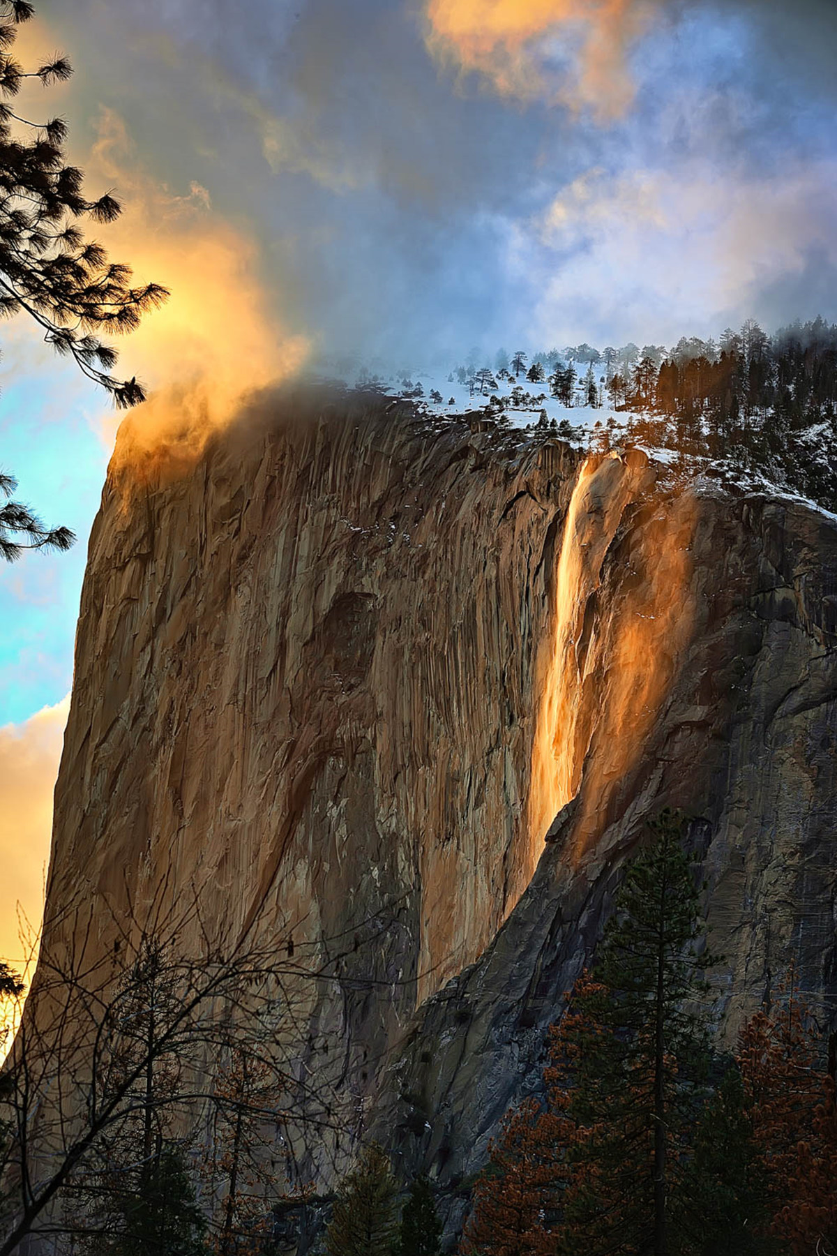 AB4W1530-Edit-2.jpg : Yosemite's Horsetail Fall