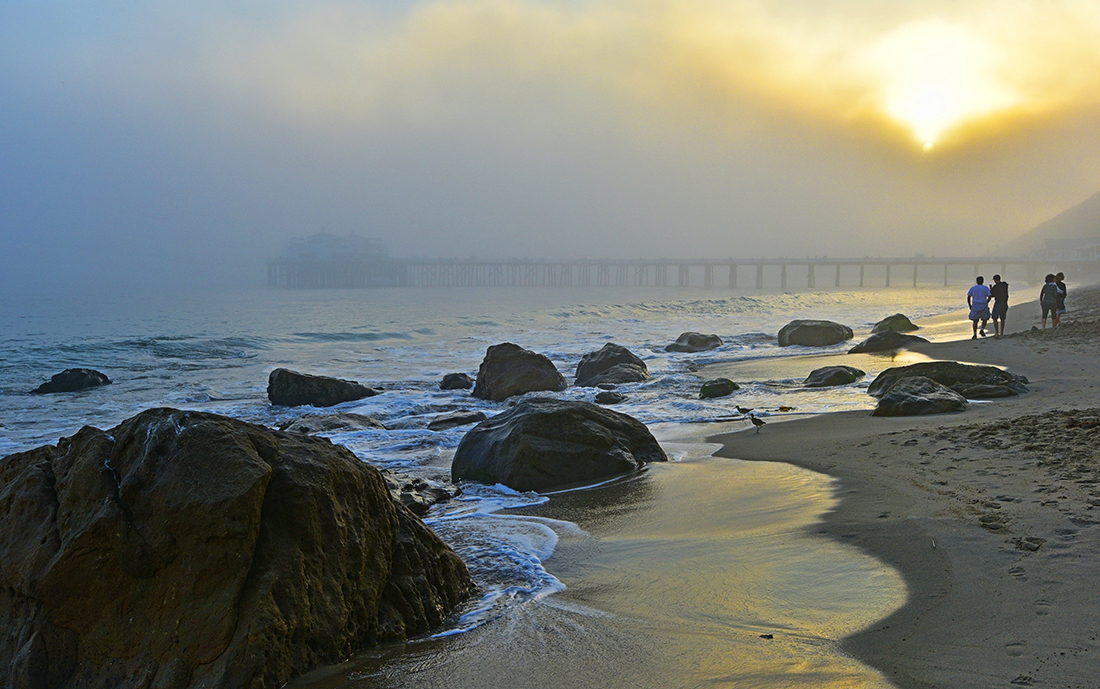 DSC_9123 PS Crop dkr 1100px.jpg : When the fog rolls in...