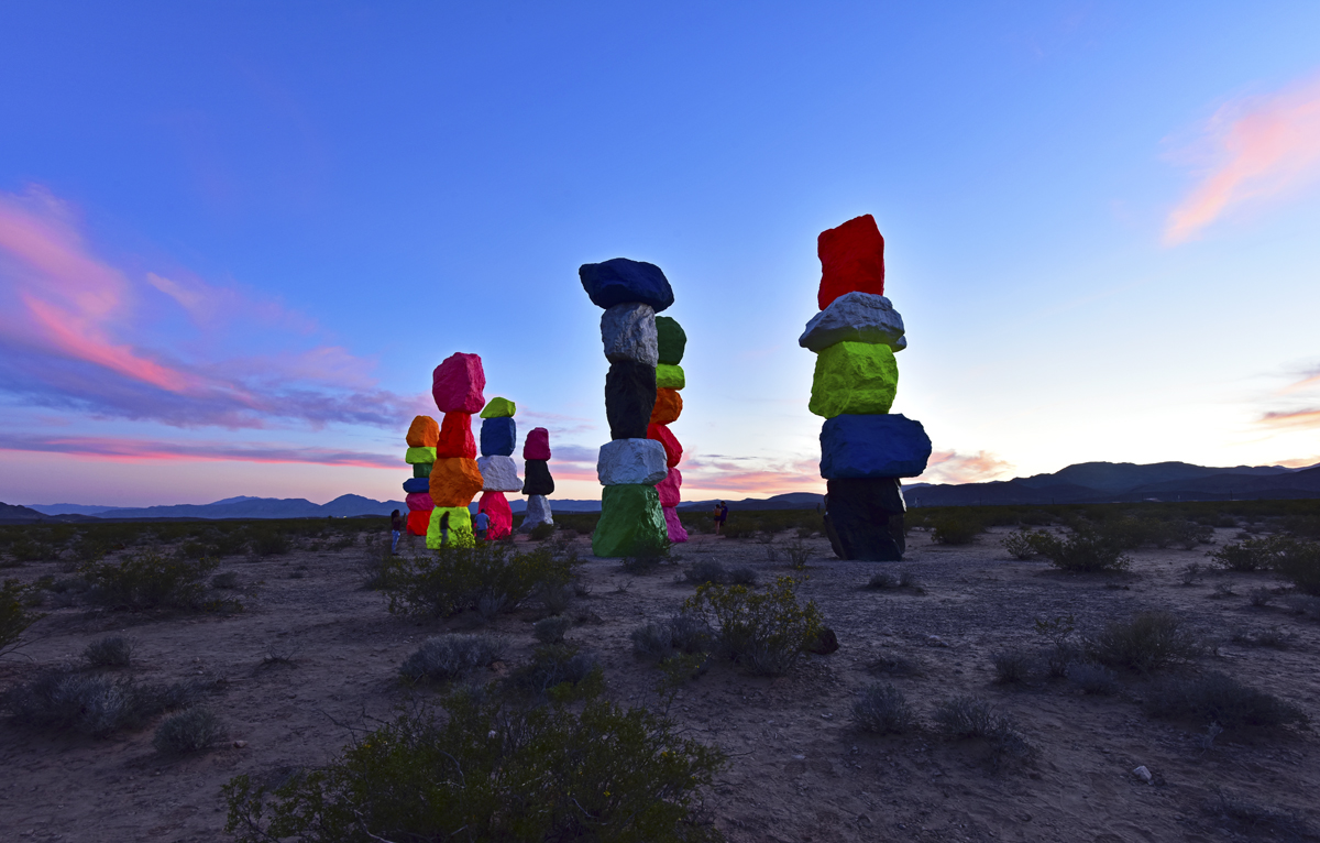 DSC_4939 PS Crop 1200px.jpg : Seven Magic Mountains