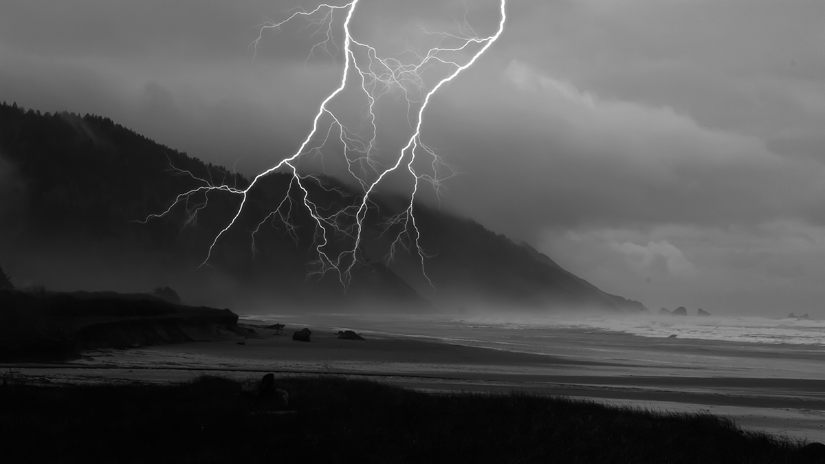 Untitled-1a.jpg : Lighting