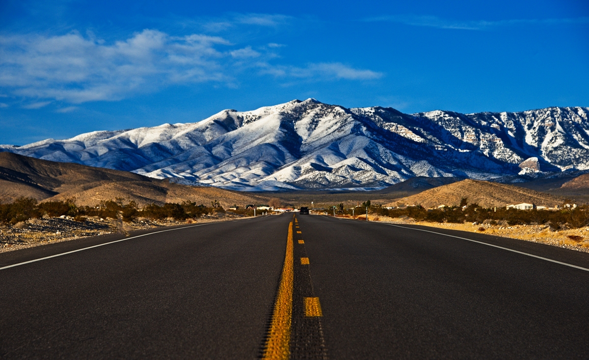 DSC_0250 copy1 Crop 1200px.jpg : Road to Mt. Charleston