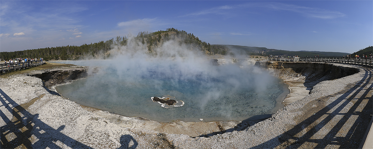 Untitled_Panorama1a.jpg : Prizmatic Geyser of Yellow Stone