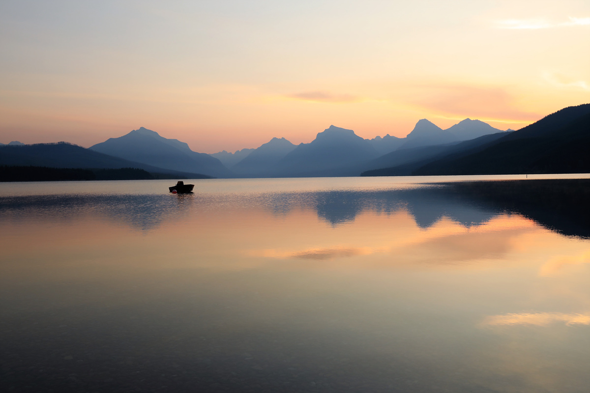452A8814 (3).jpg : McDonald Lake의 일출과 반영