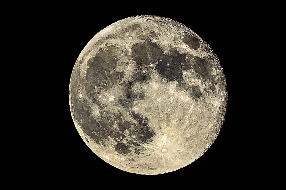 _93A0229-Edit.jpg : Supermoon