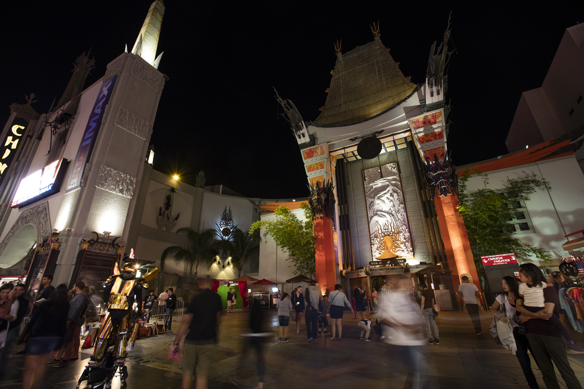 7S5A2106-1.jpg : Night of Hollywood Blvd